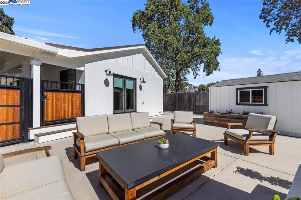 DANVILLE - Residential