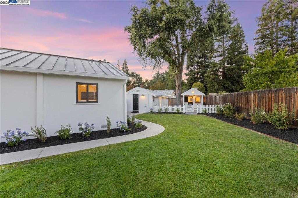DANVILLE - Residential