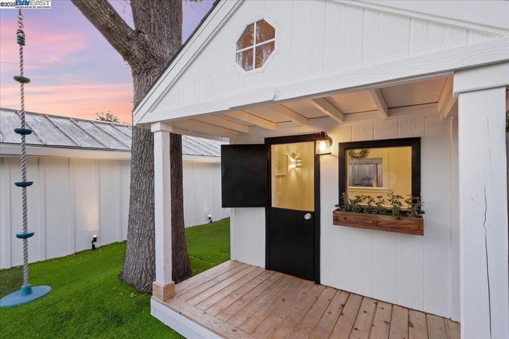 DANVILLE - Residential