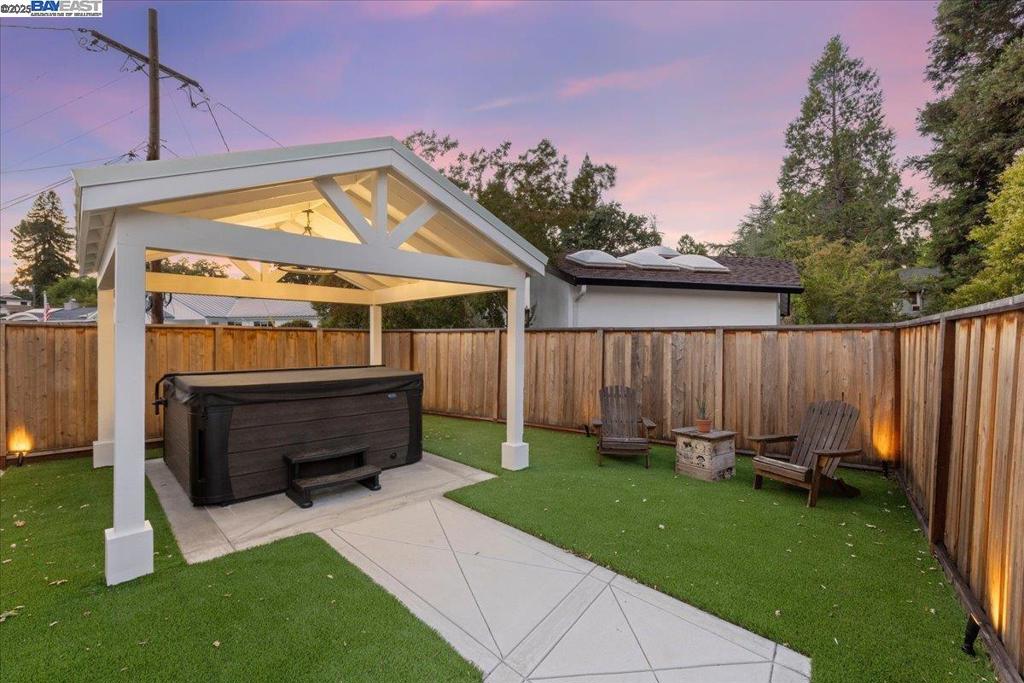 DANVILLE - Residential