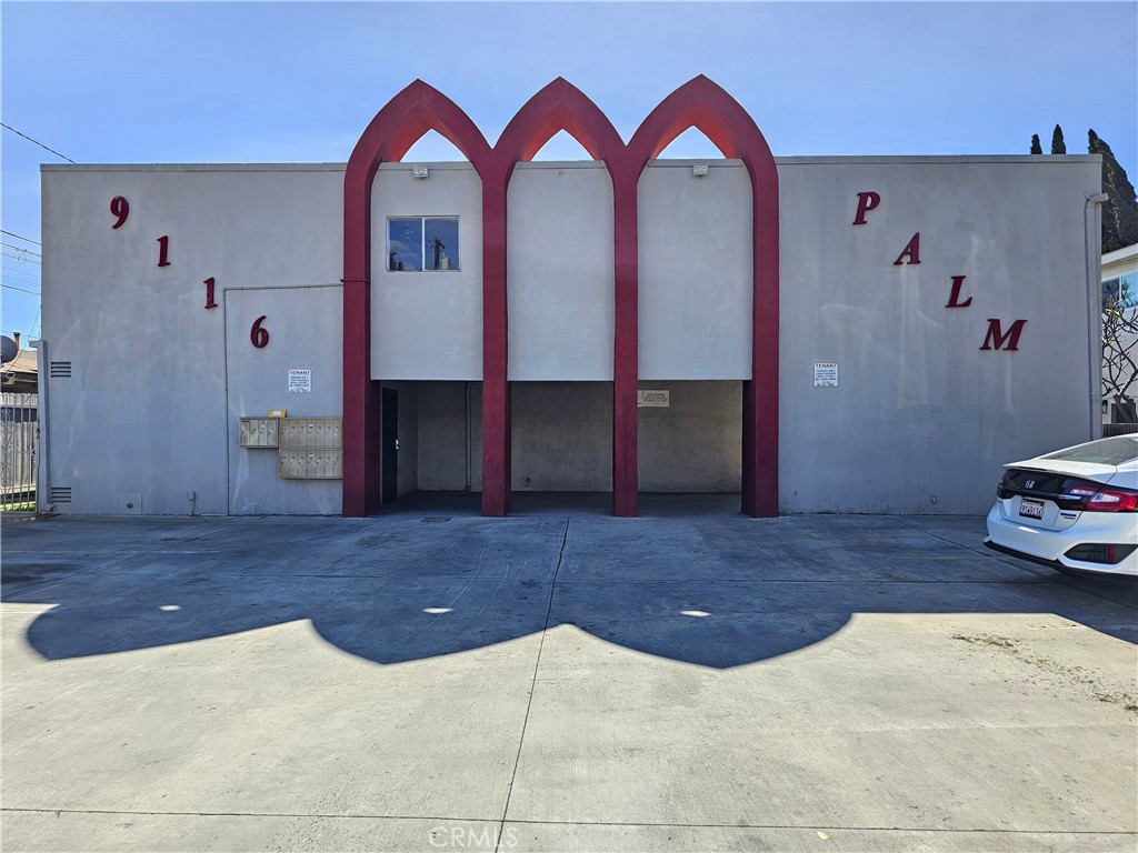 9116 Palm Street