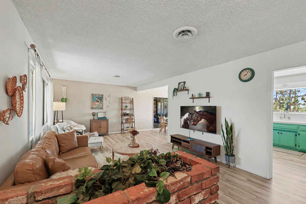 7603 Fox Trail