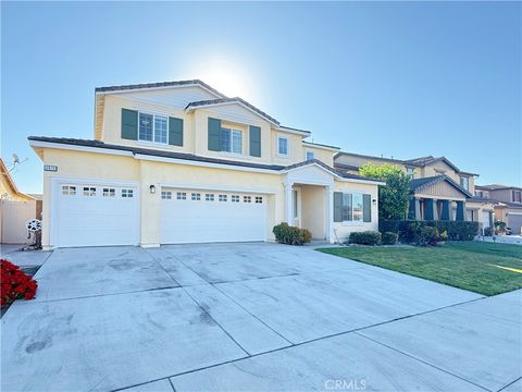 Photo of 6870 Tourmaline Dr Dr, Eastvale, CA 92880 (MLS # AR26055043)
