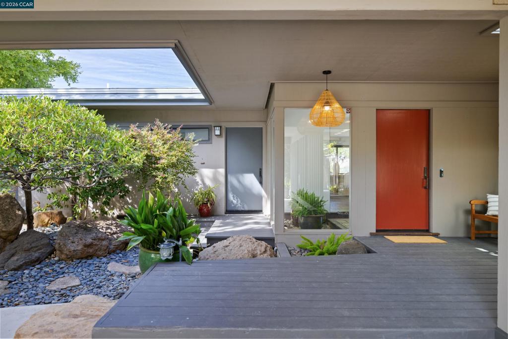 31 Richelle Ct.