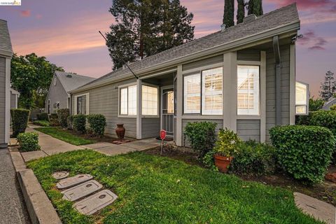 Photo of 1649 Somerset Pl Pl, Antioch, CA 94509 (MLS # 41133265)