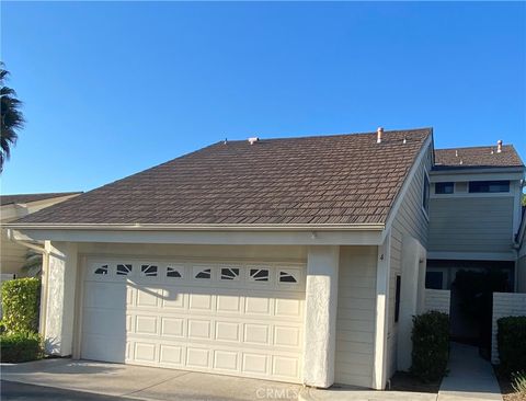 Photo of 4 Windwood, Irvine, CA 92604 (MLS # OC26119361)