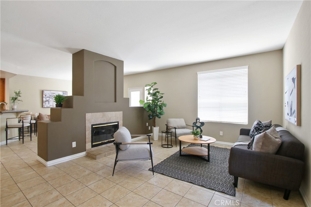 904 N Turner 17