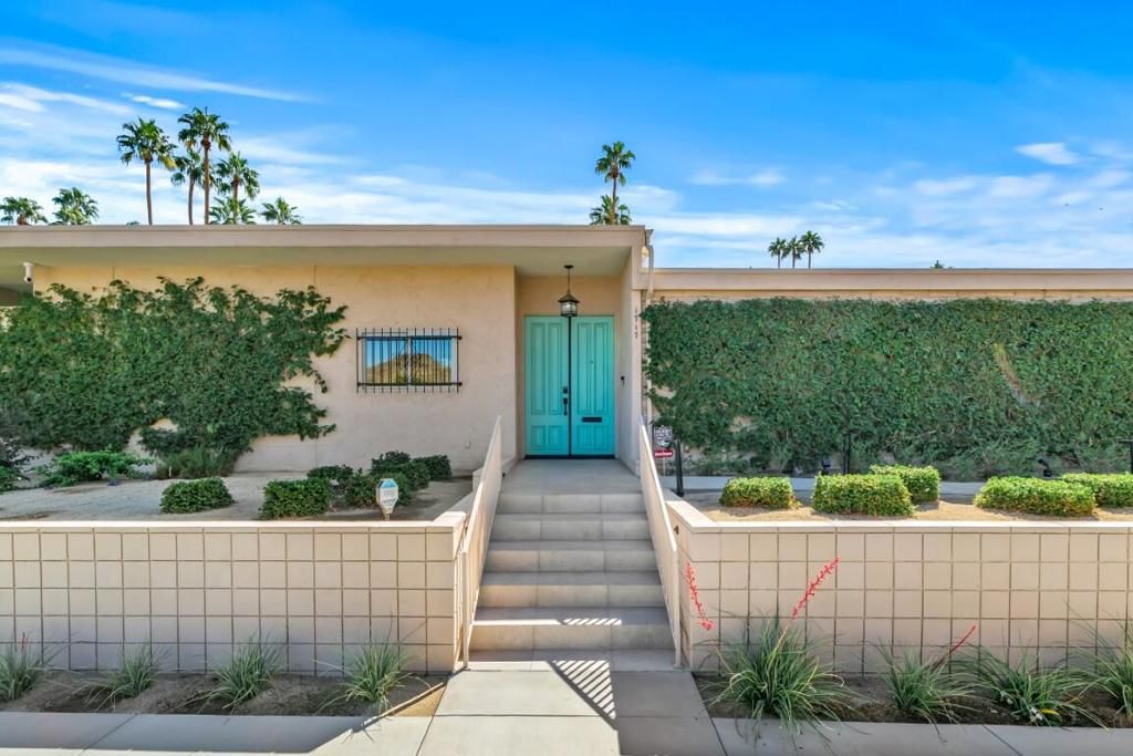 Photo of 72233 El Paseo #1717, Palm Desert, CA 92260 (MLS # 219141874PS)