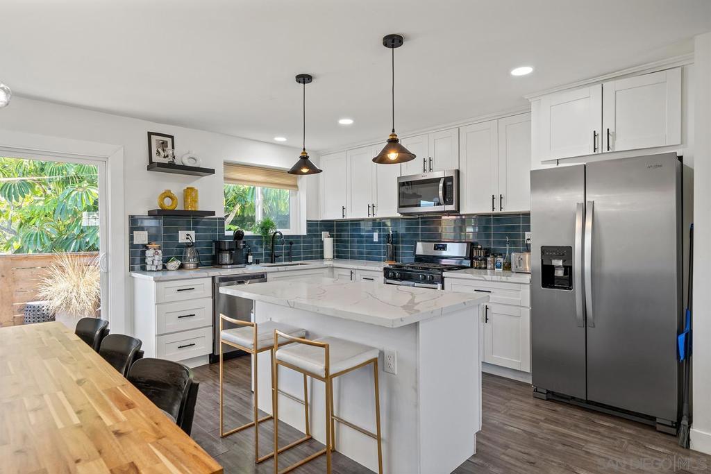 Mission Hills - Residential Income