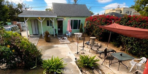 Photo of 2711 S La Salle Ave, Los Angeles, CA 90018 (MLS # AR26135482)