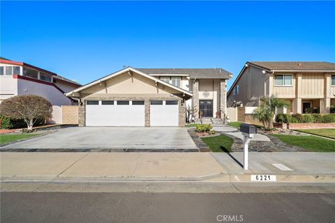 6221 Moonfield Huntington Beach CA 92648
