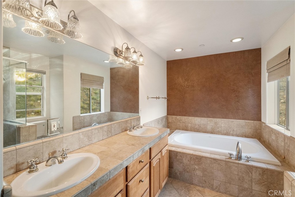 Santa Susana Homes (Rebecca) (165) - Residential