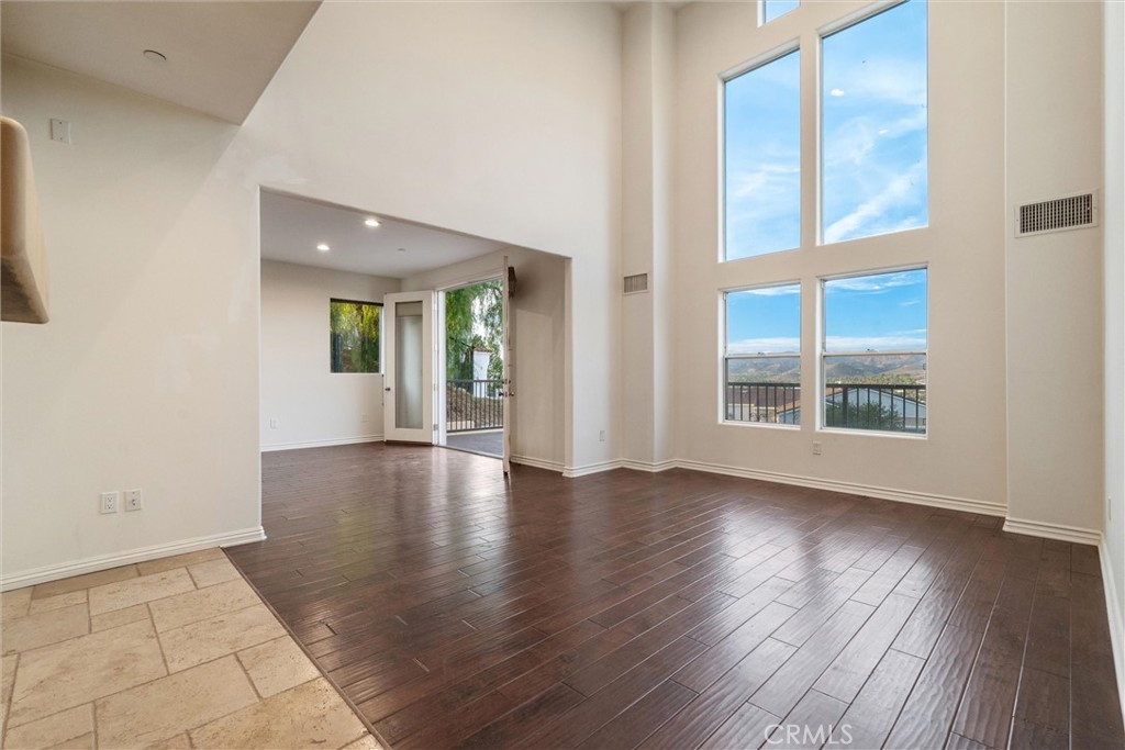 Santa Susana Homes (Rebecca) (165) - Residential