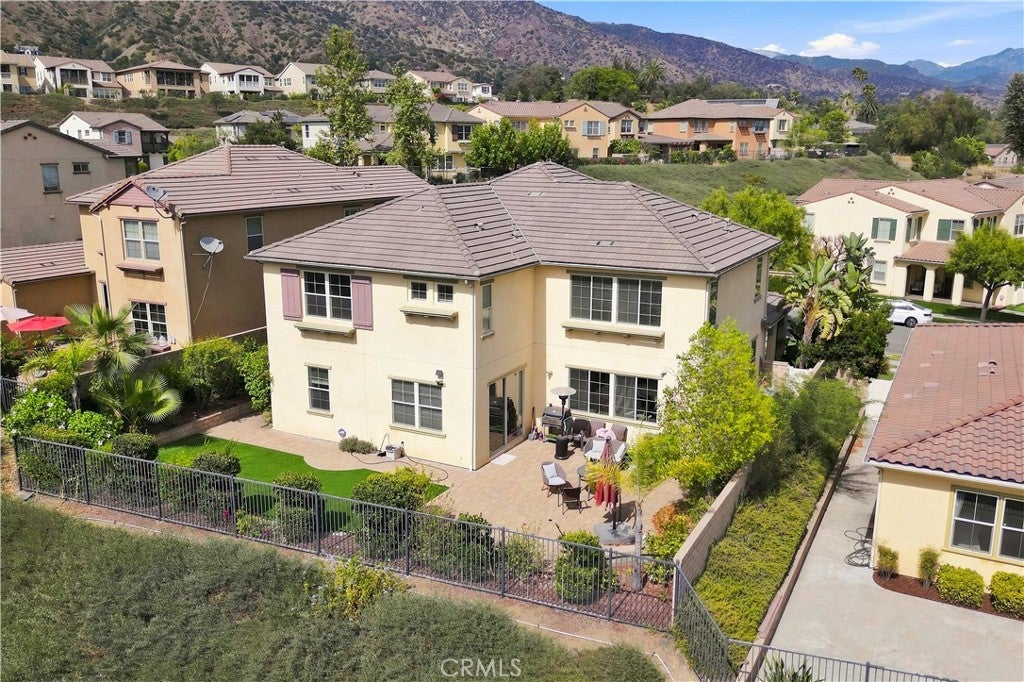 858 E Manresa DR, Azusa CA 91702