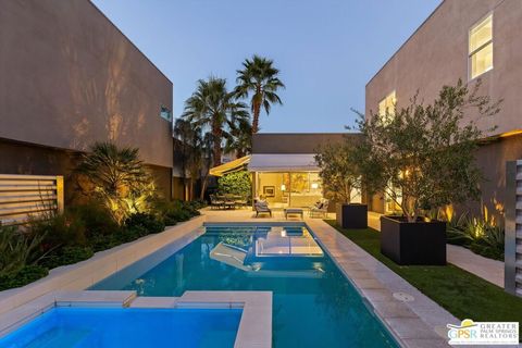 Photo of 1062 Hunter Drive, Palm Springs, CA 92262 (MLS # 26638155PS)