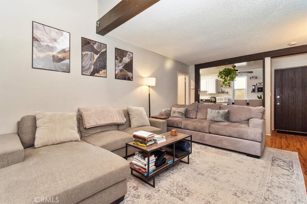 Welcome to this beautifully maintained 1-bedroom, 1-bathroom condo located just minutes from South Coast Plaza, world-class dining, and major freeways. Situated in a quiet, well-kept community with lush landscaping and resort-style amenities, this unit offers the perfect blend of comfort, convenience, and affordability.
Enjoy an open floor plan with plenty of natural light, a spacious living area, and a private balcony ideal for relaxing or entertaining. The kitchen features ample cabinet space and a cozy dining nook.
The community offers gated entry, a sparkling pool, spa, fitness center, and on-site laundry. Low HOA dues make this a great opportunity for first-time buyers, investors, or anyone looking to live in one of Orange County’s most desirable locations
