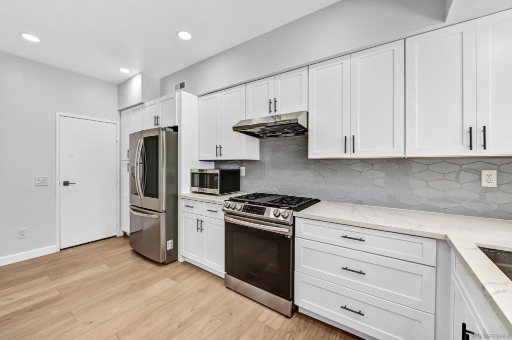 Carmel Valley - Residential Lease
