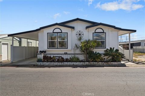 Photo of 21851 Newland Square #250, Huntington Beach, CA 92646 (MLS # PW26083036)