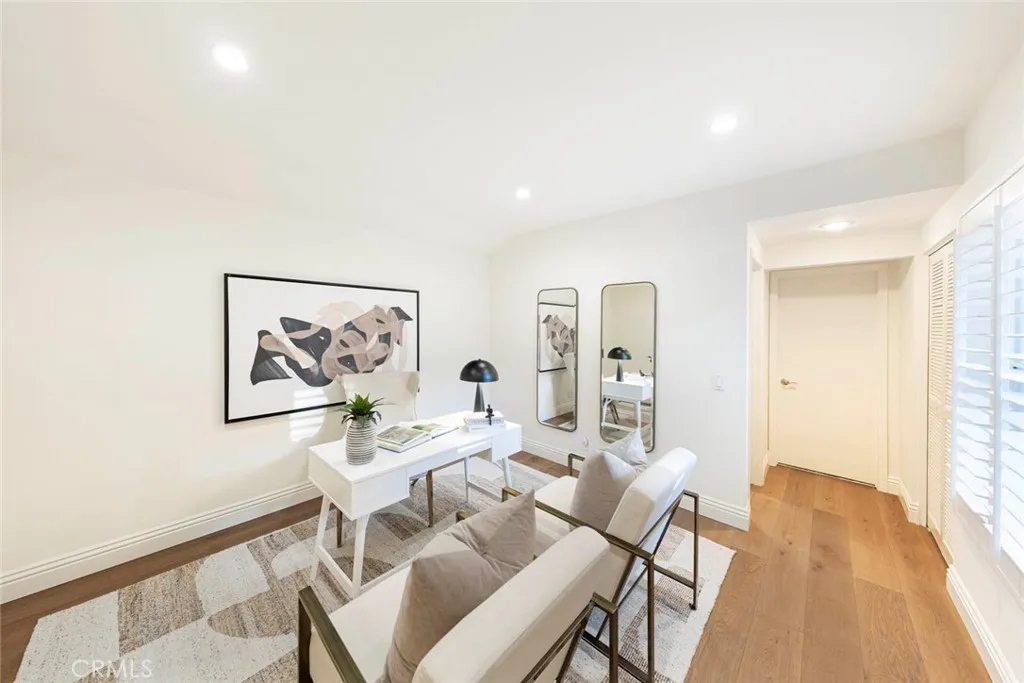 Newport Beach, California 92660, United States, 4 Bedrooms Bedrooms, ,4 BathroomsBathrooms,Residential,Active,212308