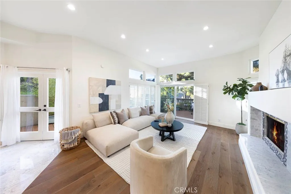 Newport Beach, California 92660, United States, 4 Bedrooms Bedrooms, ,4 BathroomsBathrooms,Residential,Active,212308