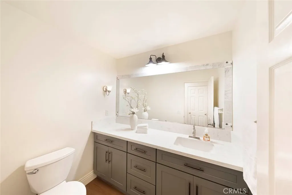 Newport Beach, California 92660, United States, 4 Bedrooms Bedrooms, ,4 BathroomsBathrooms,Residential,Active,212308