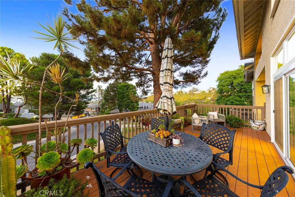 Newport Beach, California 92660, United States, 4 Bedrooms Bedrooms, ,4 BathroomsBathrooms,Residential,Active,212308