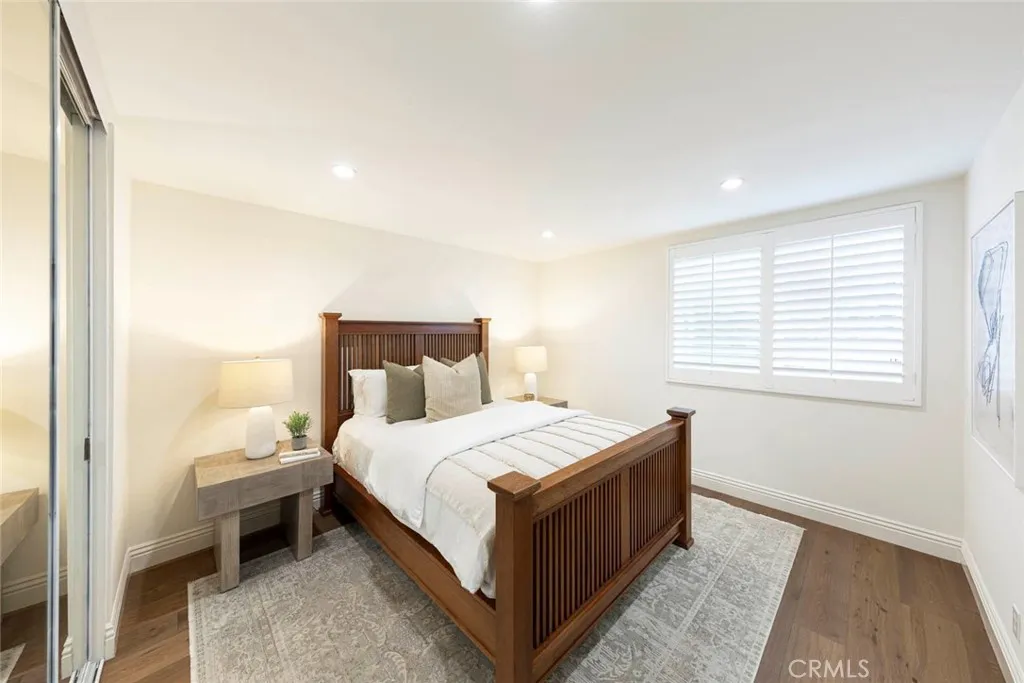 Newport Beach, California 92660, United States, 4 Bedrooms Bedrooms, ,4 BathroomsBathrooms,Residential,Active,212308