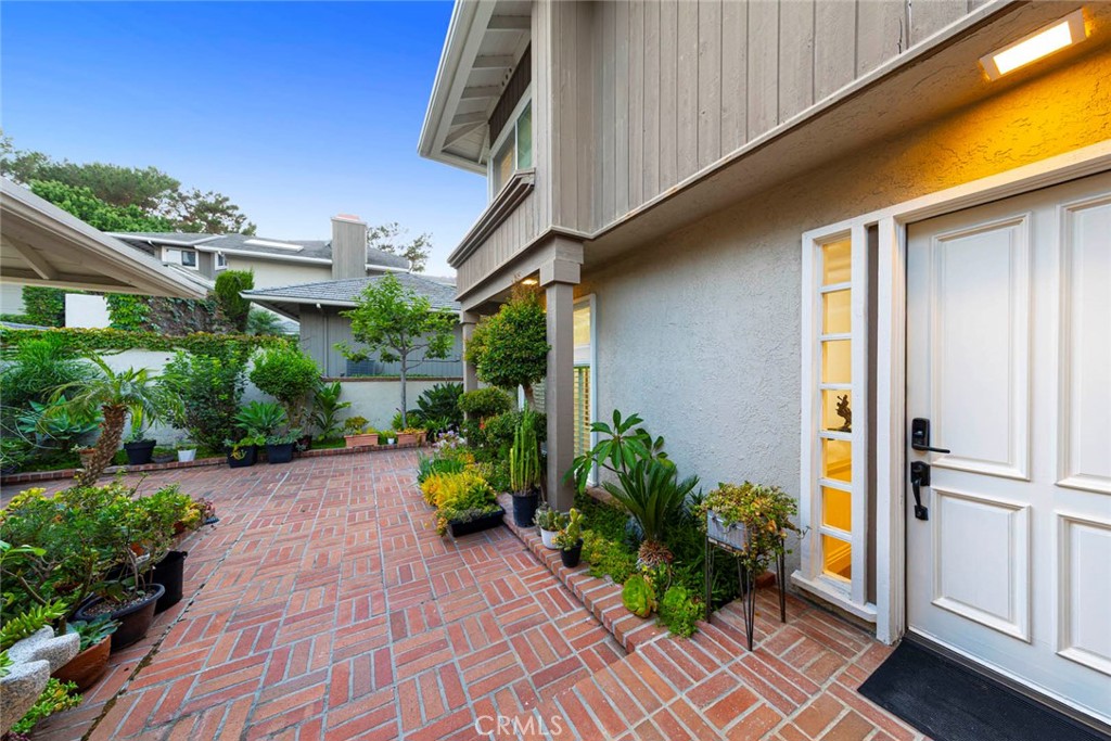 Harbor Ridge Crest (HRCR) - Residential