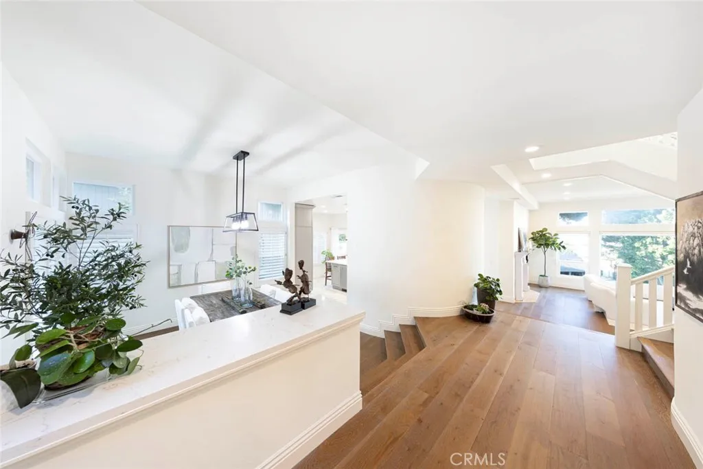 Newport Beach, California 92660, United States, 4 Bedrooms Bedrooms, ,4 BathroomsBathrooms,Residential,Active,212308