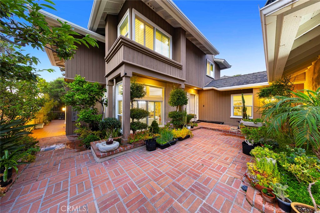 Harbor Ridge Crest (HRCR) - Residential