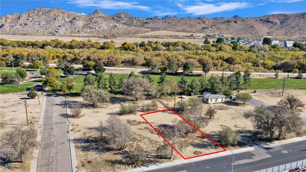 5 LOT 5 E Street