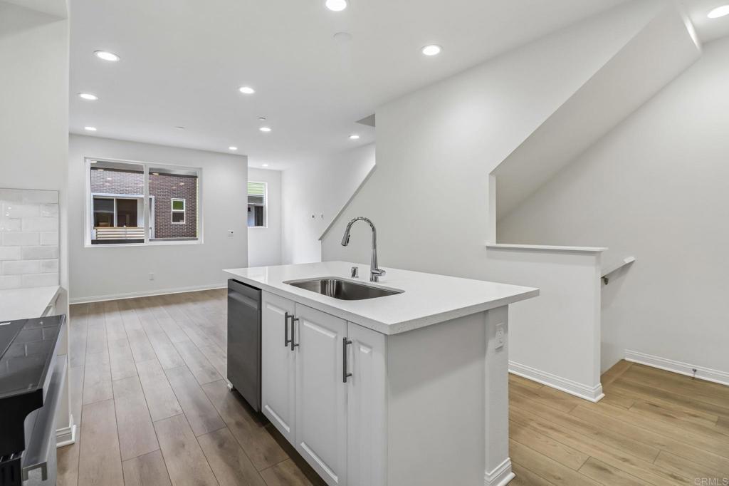 533 Sandstone Court