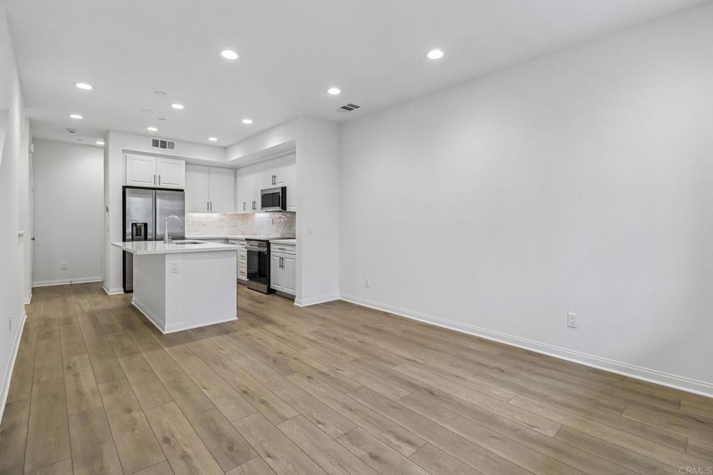 533 Sandstone Court