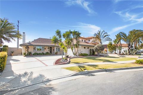 22071 Hula Circle Huntington Beach CA 92646