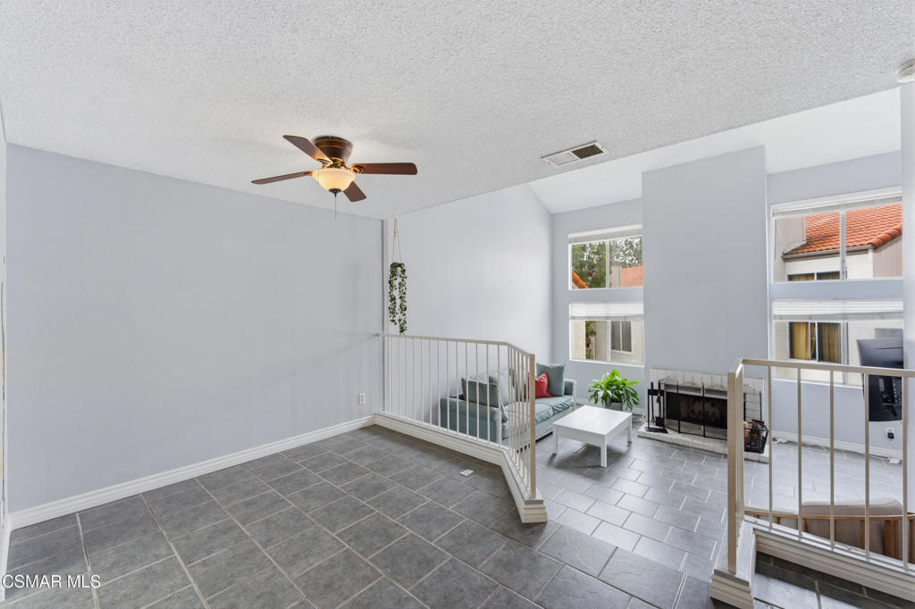 3378 Darby Street 438
