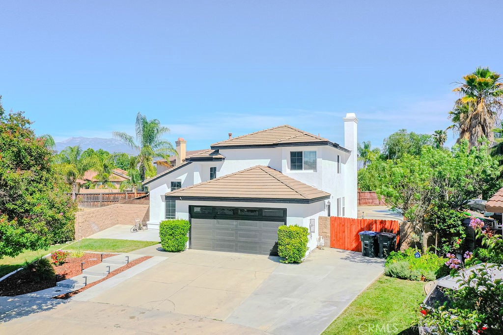 810 Coramdeo Court