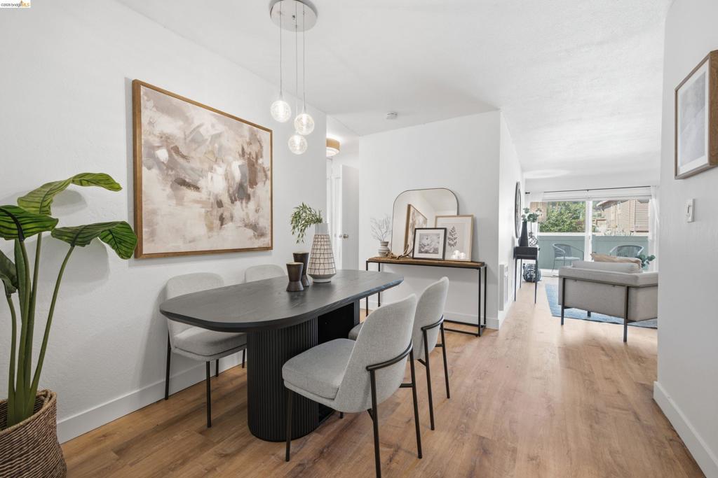 288 Whitmore St 121