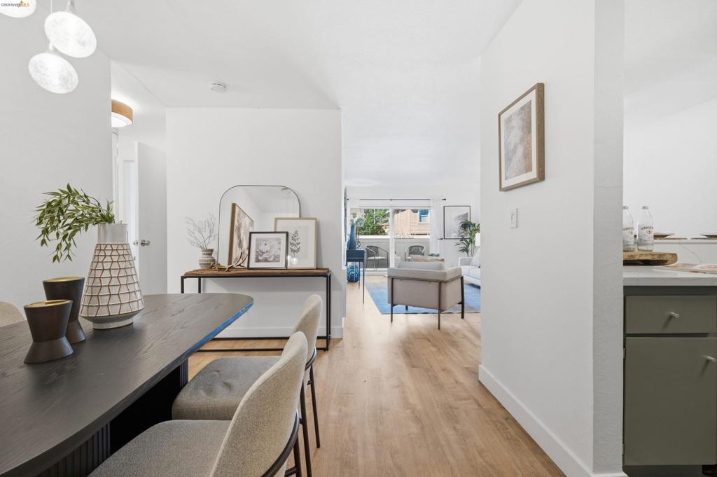 288 Whitmore St 121