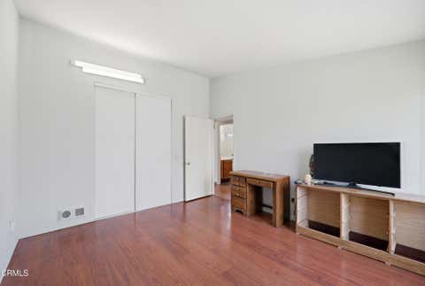 Tiny photo for 5154 Jefferson Square, Oxnard, CA 93033 (MLS # V1-36751)