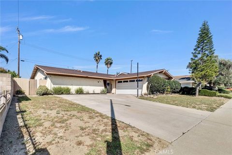 Photo of 18023 Amargoso Dr, Rowland Heights, CA 91748 (MLS # AR26077596)