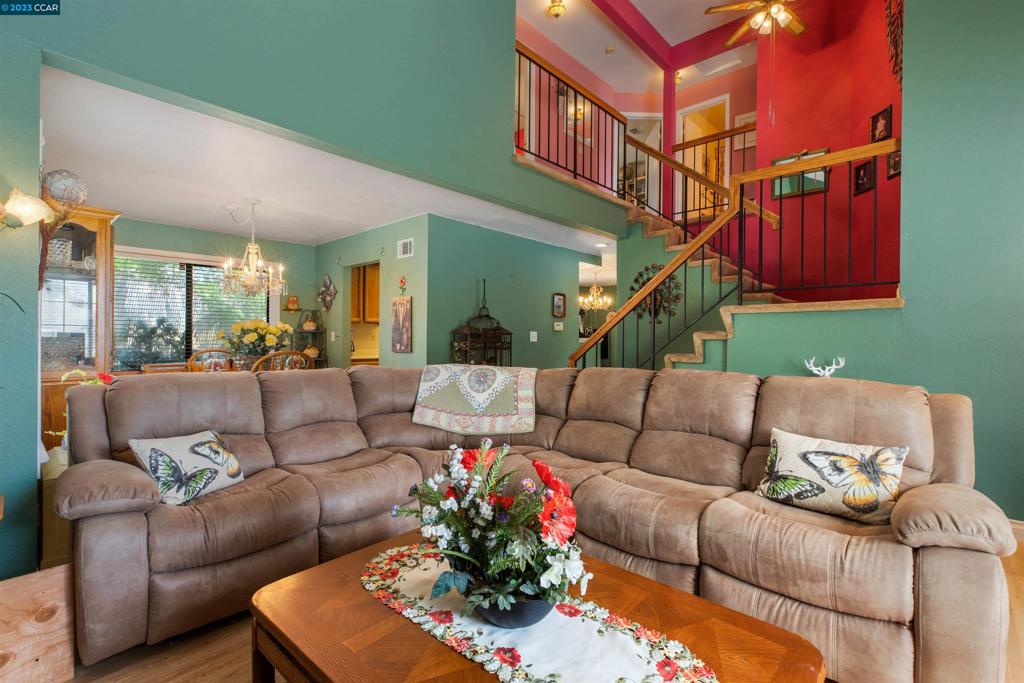 BAY POINTE - Residential