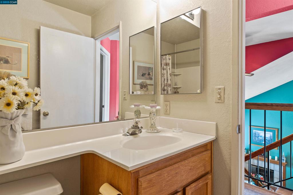 BAY POINTE - Residential