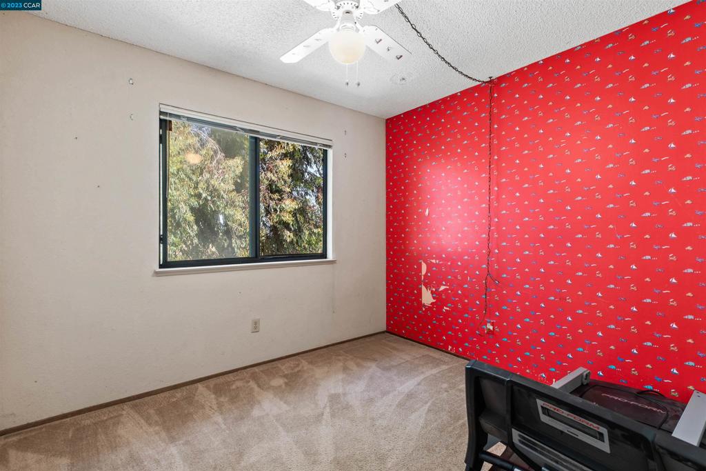 BAY POINTE - Residential