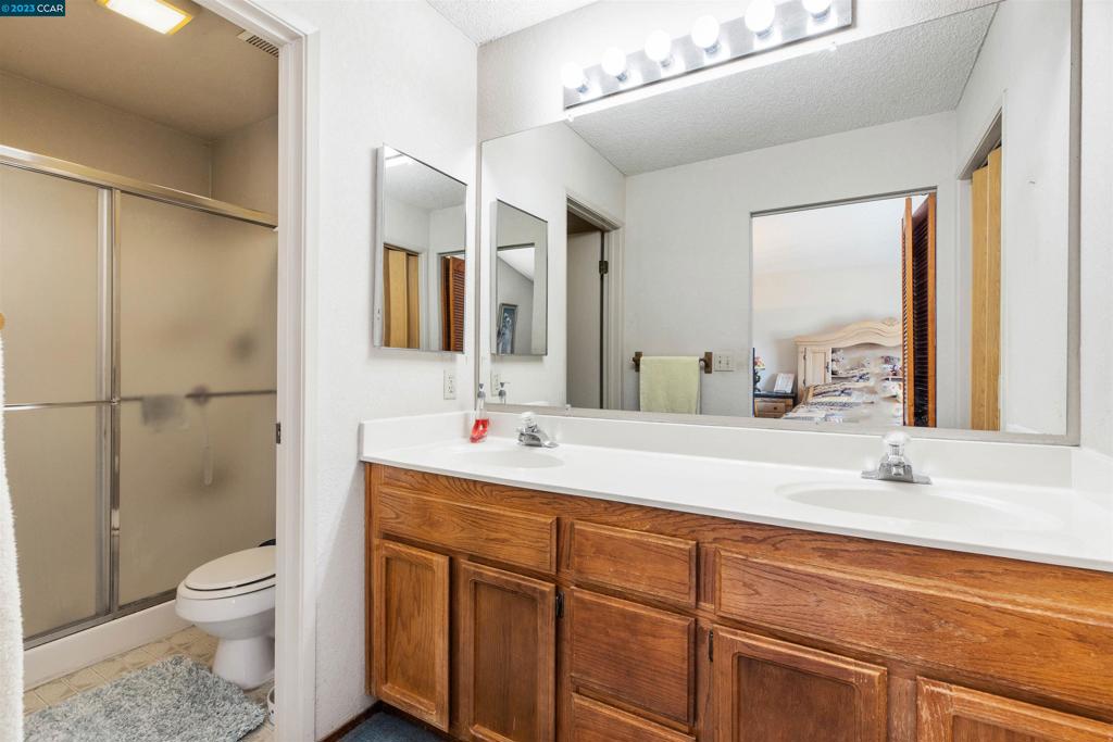 BAY POINTE - Residential