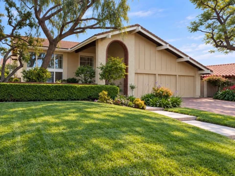 10692 Albany Cir, Villa Park, CA 92861 - MLS#: OC26212462