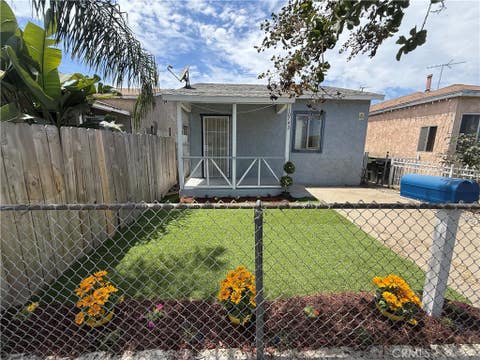 Photo of 10743 Weigand Ave, Los Angeles, CA 90059 (MLS # TR26164942)
