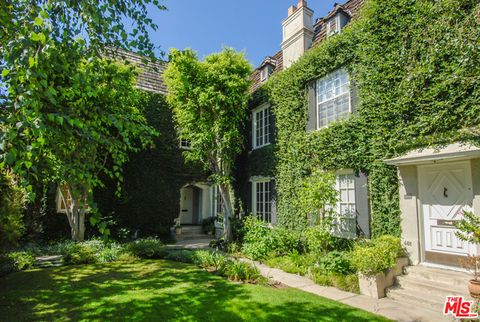 Photo of 403 S BEDFORD Drive, Beverly Hills, CA 90212 (MLS # 26658521)