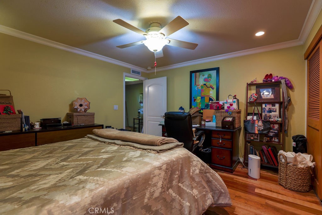 5103 Marina Pacifica Drive South Key# 20