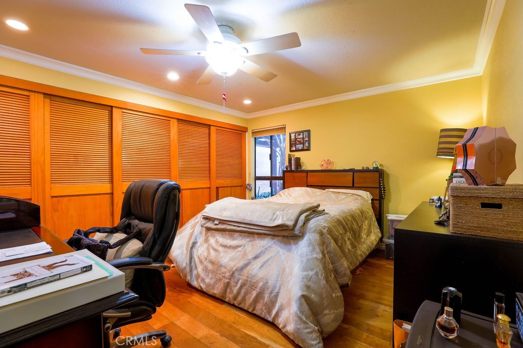 5103 Marina Pacifica Drive South Key# 20