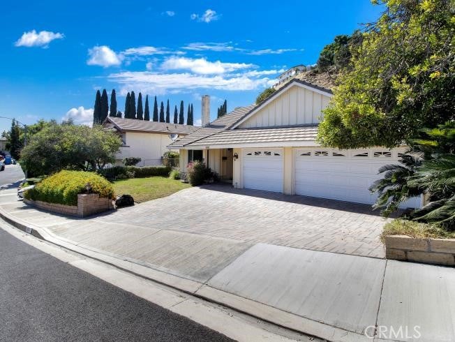 3107 Mesa Verde Drive, Burbank CA 91504